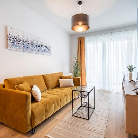 Blooming Budapest Apartment With Free Underground Parking Εξωτερικό φωτογραφία