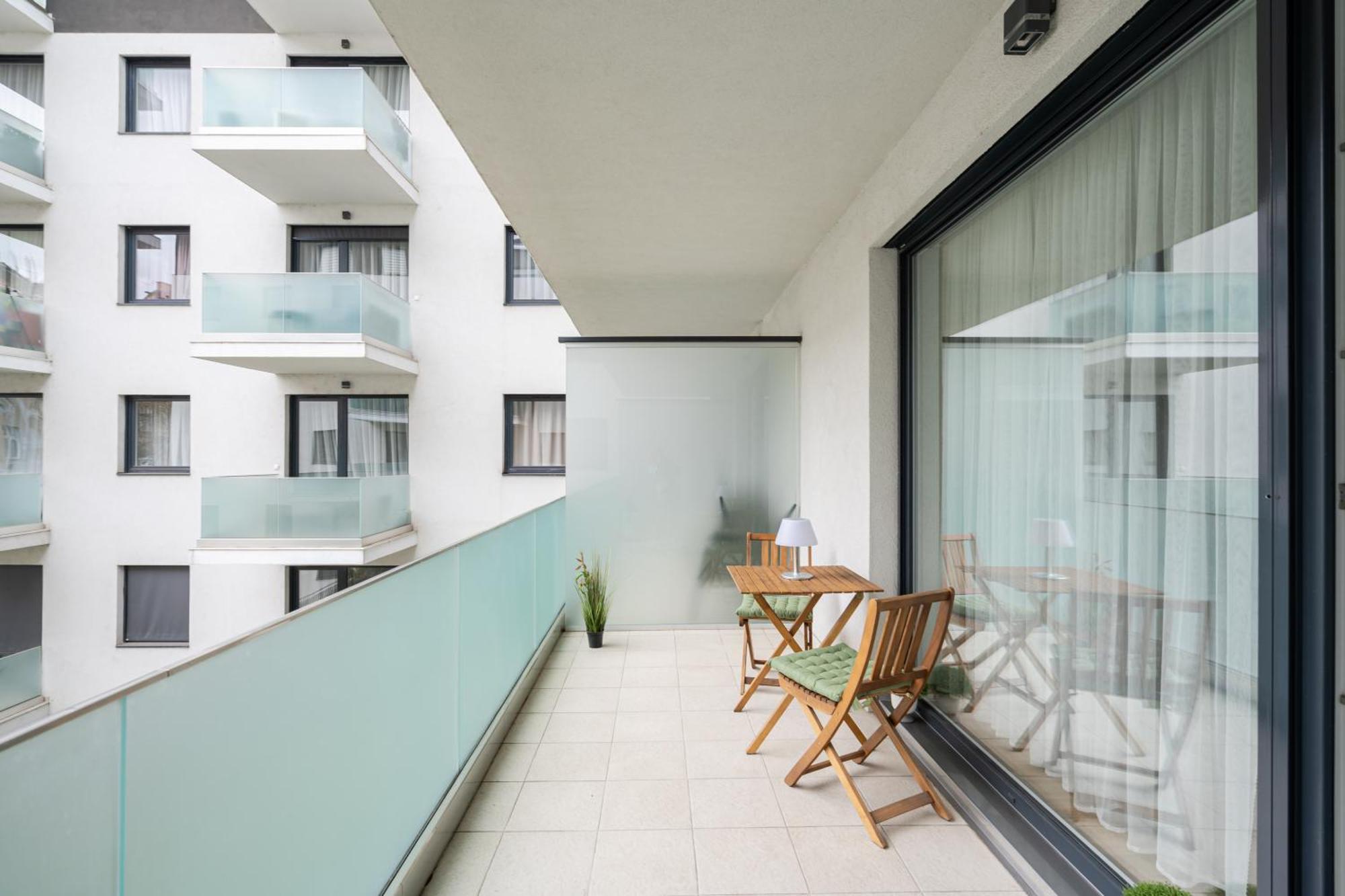 Blooming Budapest Apartment With Free Underground Parking Εξωτερικό φωτογραφία